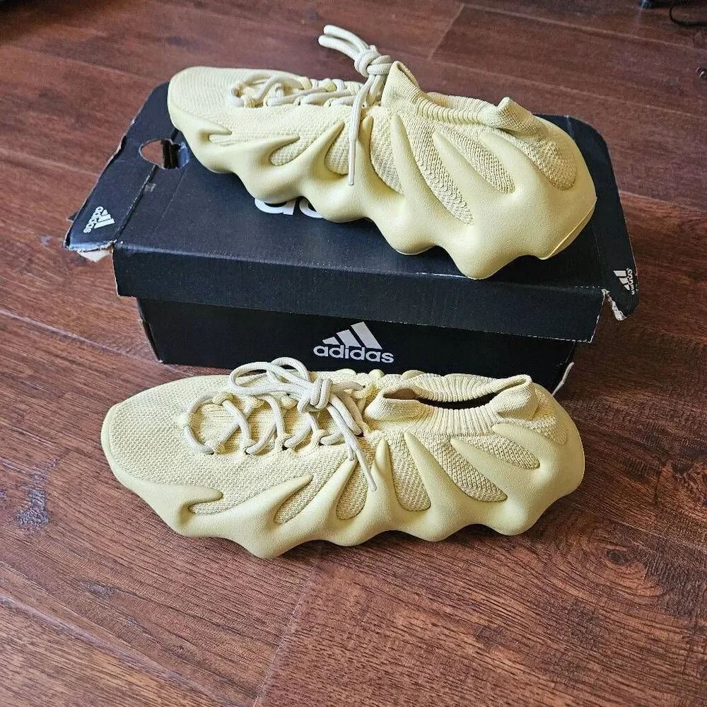 NIB Adidas Yeezy 450 Sulfur Sneakers